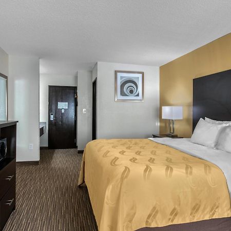 Quality Inn & Suites Metropolis I-24 Exteriör bild