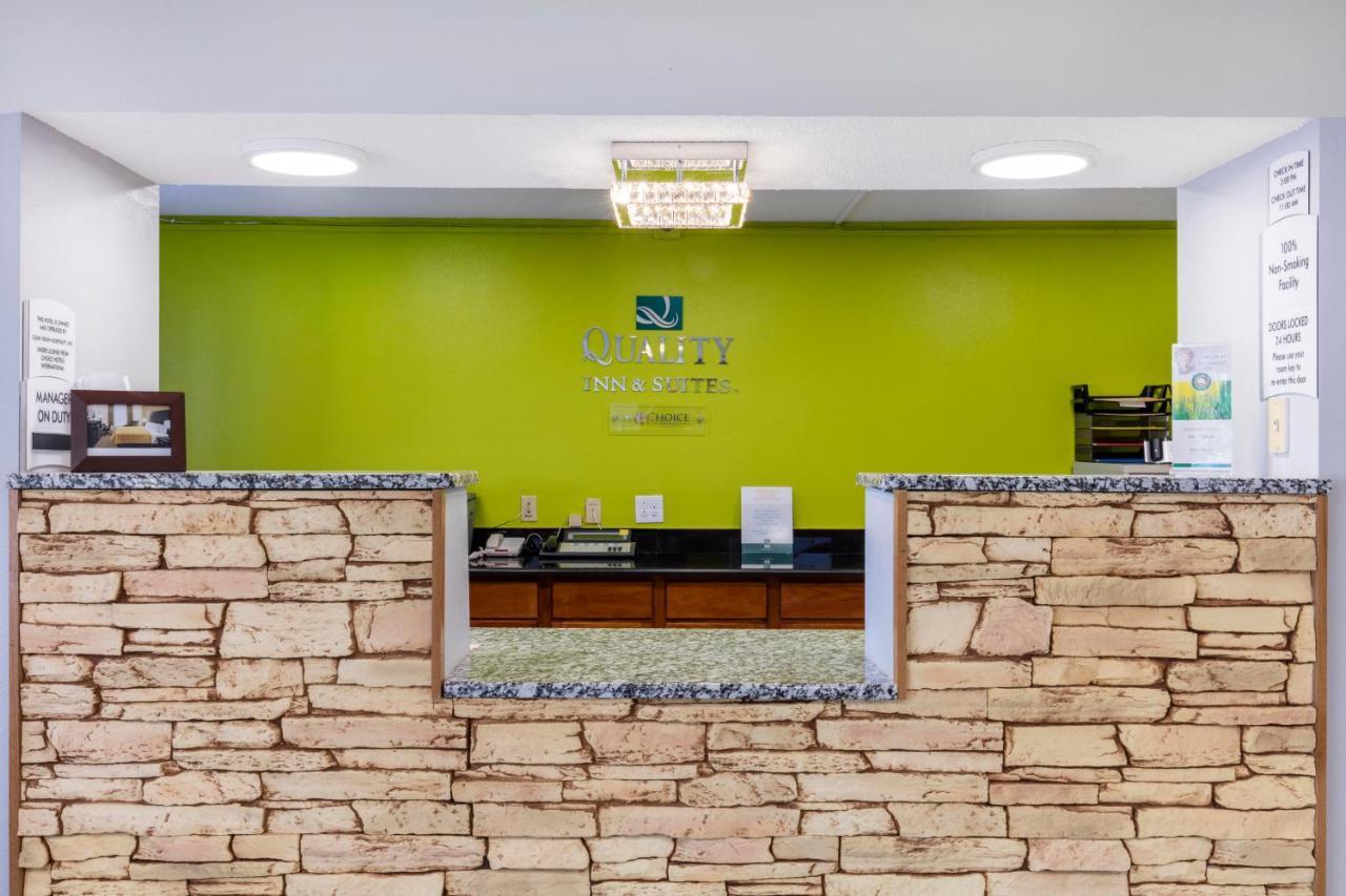 Quality Inn & Suites Metropolis I-24 Exteriör bild